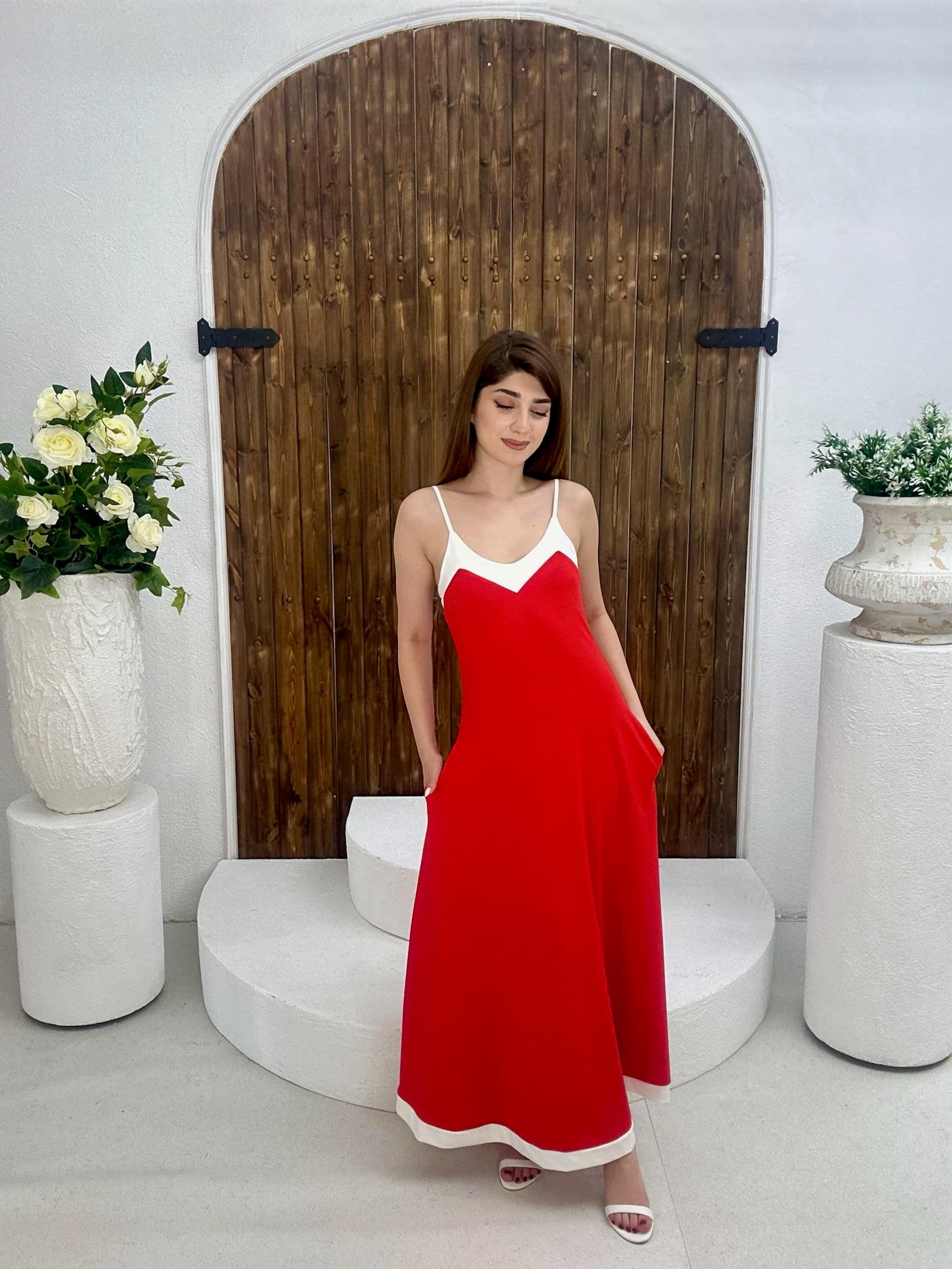 Scuba Dalgıç Kumaş Garni Detay Cepli Uzun Askılı Elbise Kırmızı