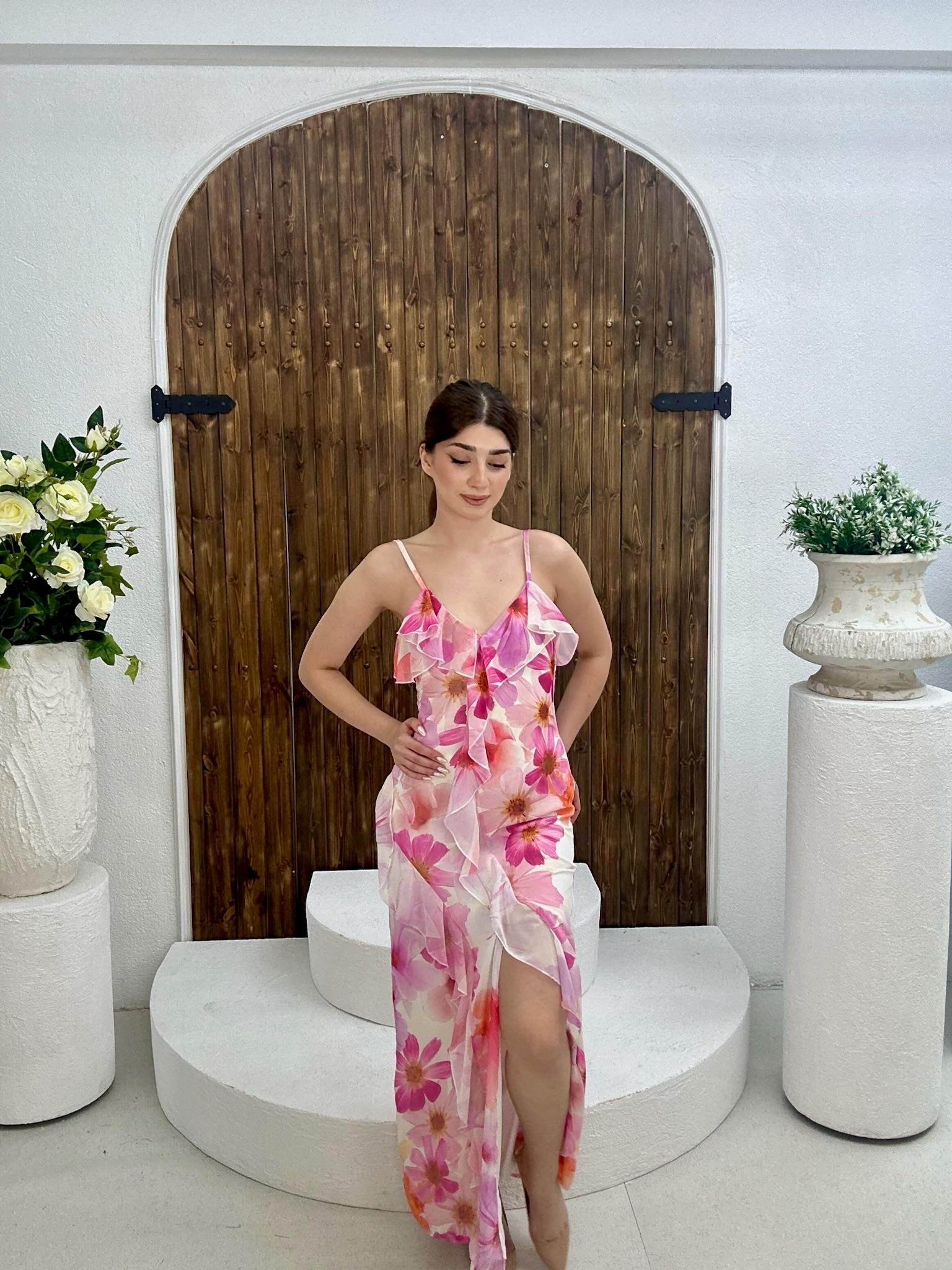 Şifon Kumaş Floral Desen Askılı Uzun Elbise