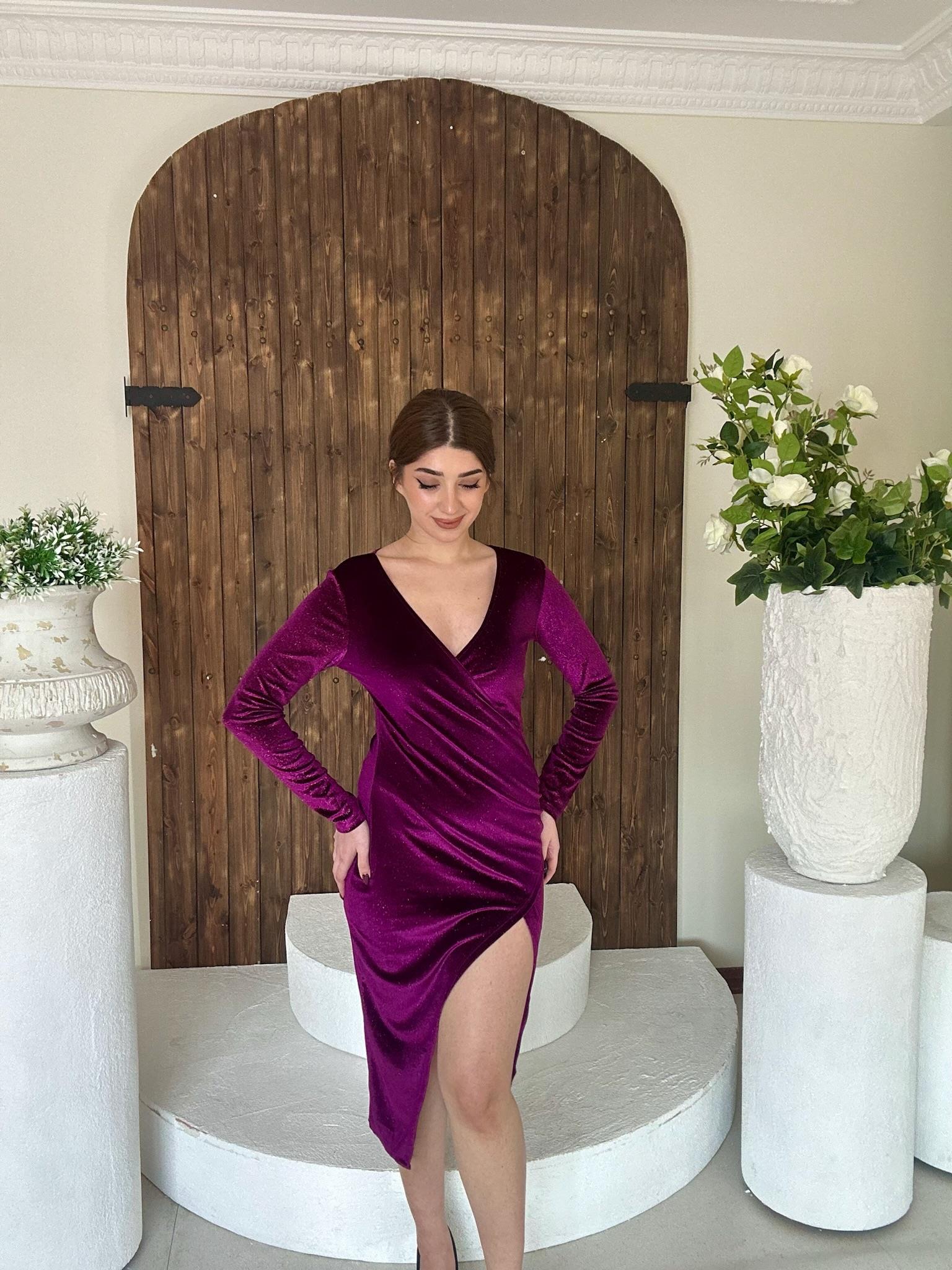 Simli Kadife Kumaş Kruvaze Model Drapeli Uzun Elbise