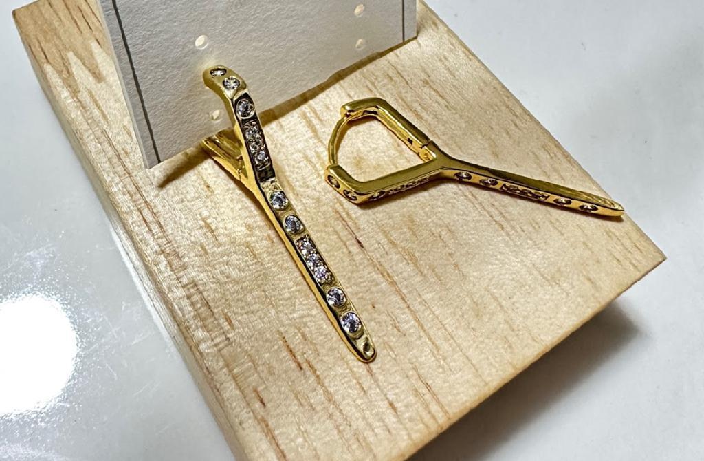 Xuping Zirkon Taşlı Çelik Küpe