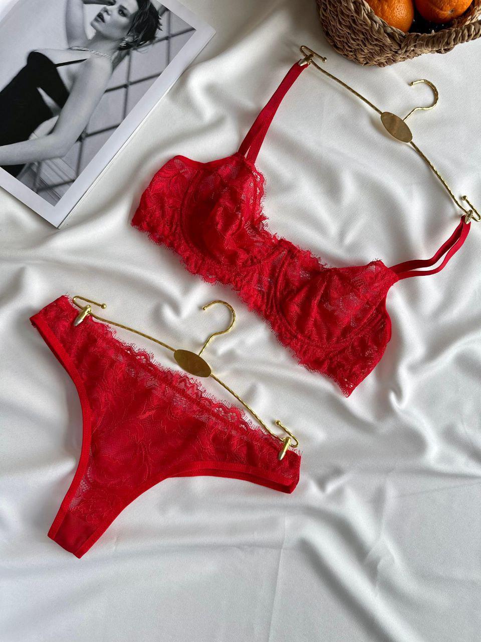 Yaprak Desen Balenli Tül Sütyen Takım Kırmızı