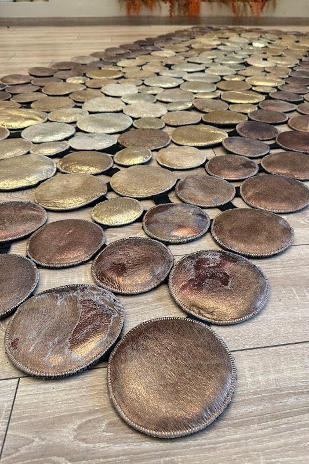 Bronz Gold Gümüş SPC %100 Dana Deri Halı