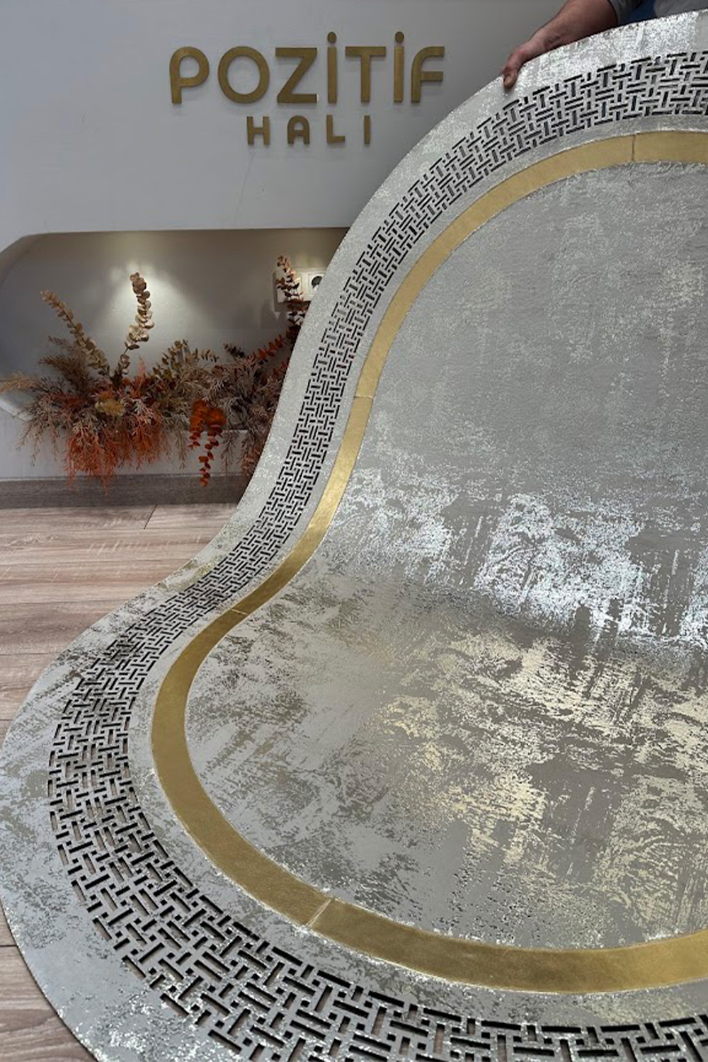 Gold Gümüş Diamond Deri Efektli Modern Oval Halı