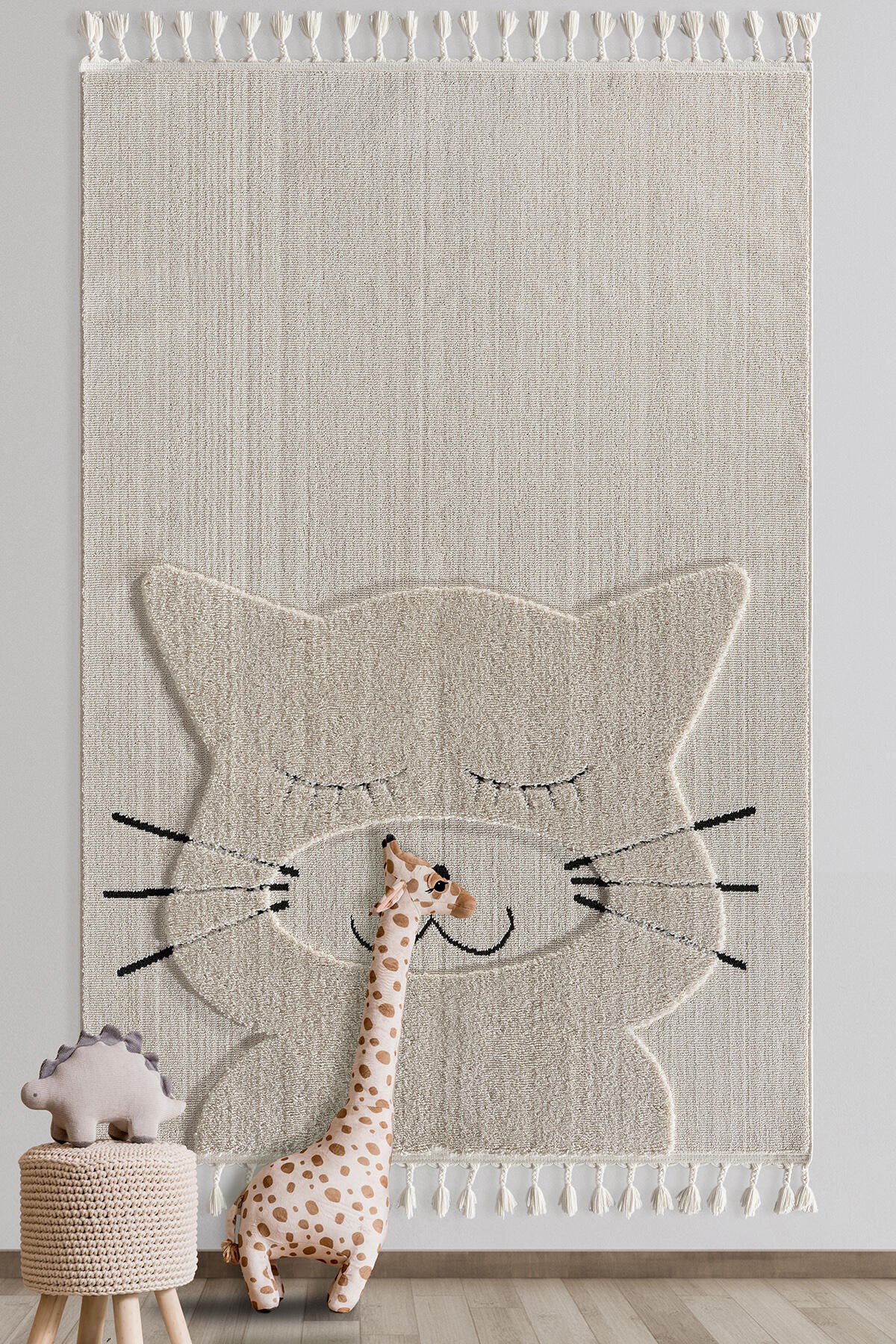Kids - Kitty Kedi Figürlü Takma Saçaklı Çocuk Odası Halısı