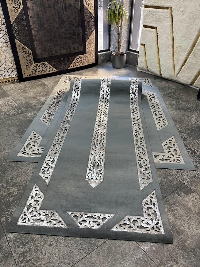 Yüzey Yapısı Deri ve Süetten Oluşan Lazer İşlemeli Dekoratif Halı