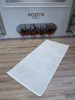 Carla Serisi Akrilik Modern Makine Halısı