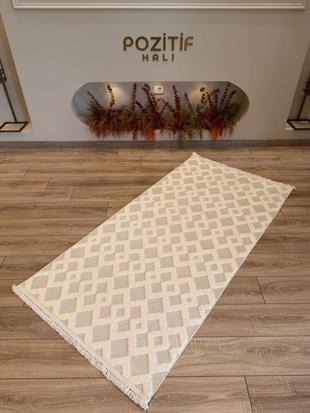 Polo Serisi Örgü İplikli Bohem Desenli Makine Halısı