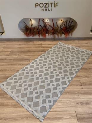 Polo Serisi Örgü İplikli Bohem Desenli Makine Halısı