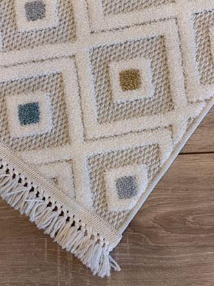 Polo Serisi Örgü İplikli Bohem Desenli Makine Halısı