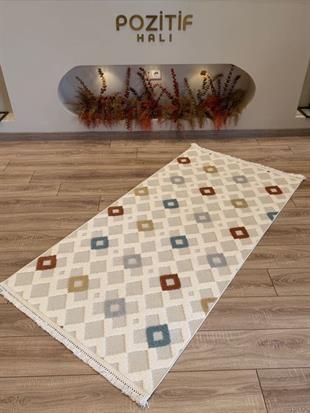 Polo Serisi Örgü İplikli Bohem Desenli Makine Halısı