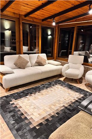 Siyah Krem Dana Patchwork Kare Desenli %100 Dana Derisi Halı