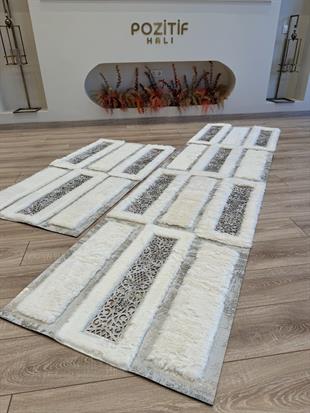 Yumuşak Yüzeyli Kaymaz Tabanlı Mavi Renkli Özel Şahmeran Serisi Halılar