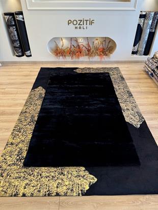 Yumuşak Yüzeyli Kaymaz Tabanlı Mavi Renkli Özel Şahmeran Serisi Halılar