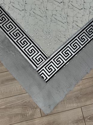 Yumuşak Yüzeyli Kaymaz Tabanlı Mavi Renkli Özel Şahmeran Serisi Halılar