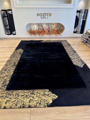 Yumuşak Yüzeyli Kaymaz Tabanlı Mavi Renkli Özel Şahmeran Serisi Halılar