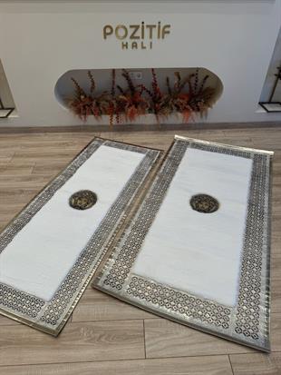 Yumuşak Yüzeyli Kaymaz Tabanlı Mavi Renkli Özel Şahmeran Serisi Halılar