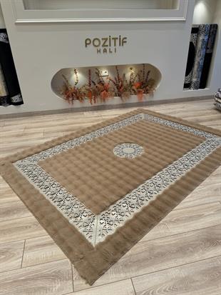 Yumuşak Yüzeyli Kaymaz Tabanlı  Özel Şahmeran Serisi Halılar