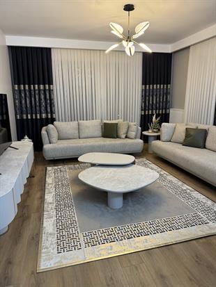 Yüzey Yapısı Deri ve Süetten Oluşan Lazer İşlemeli Dekoratif Halı