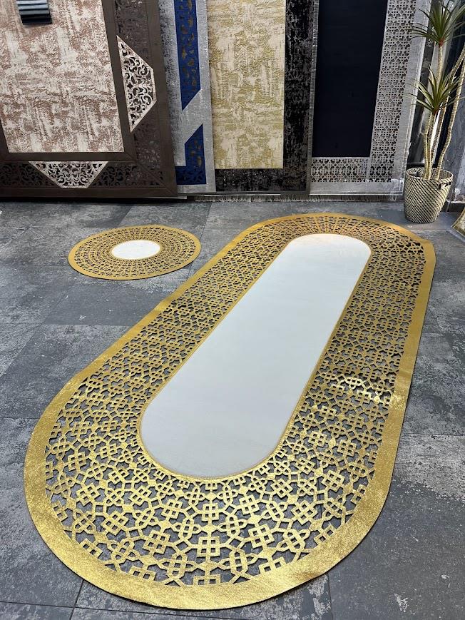 Yüzey Yapısı Deri ve Süetten Oluşan Lazer İşlemeli Dekoratif Halı