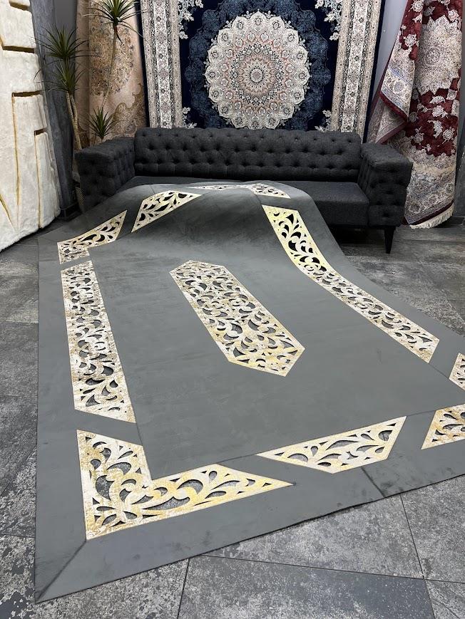 Yüzey Yapısı Deri ve Süetten Oluşan Lazer İşlemeli Dekoratif Halı