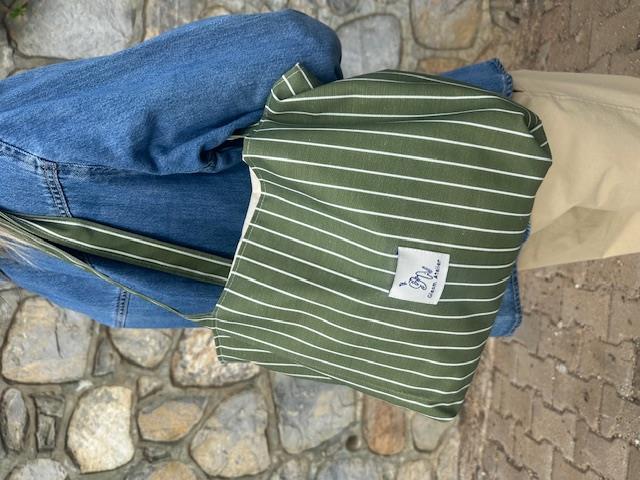 Çizgili Yeşil Omuz Çantası