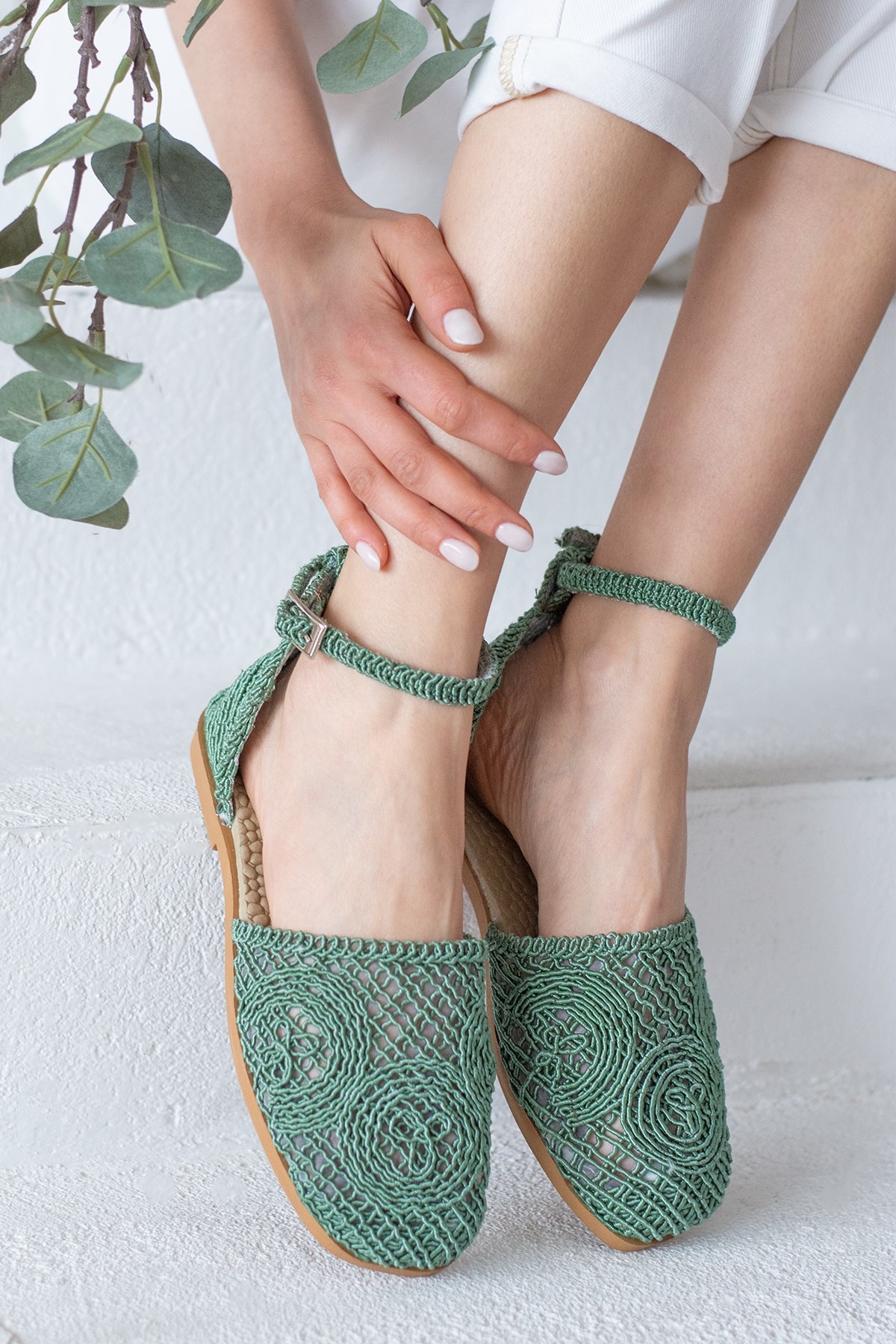 Mint Yeşili Kadın Örgülü Nakışlı Dantelli Önü Kapalı Bilek Bağlı Sandalet
