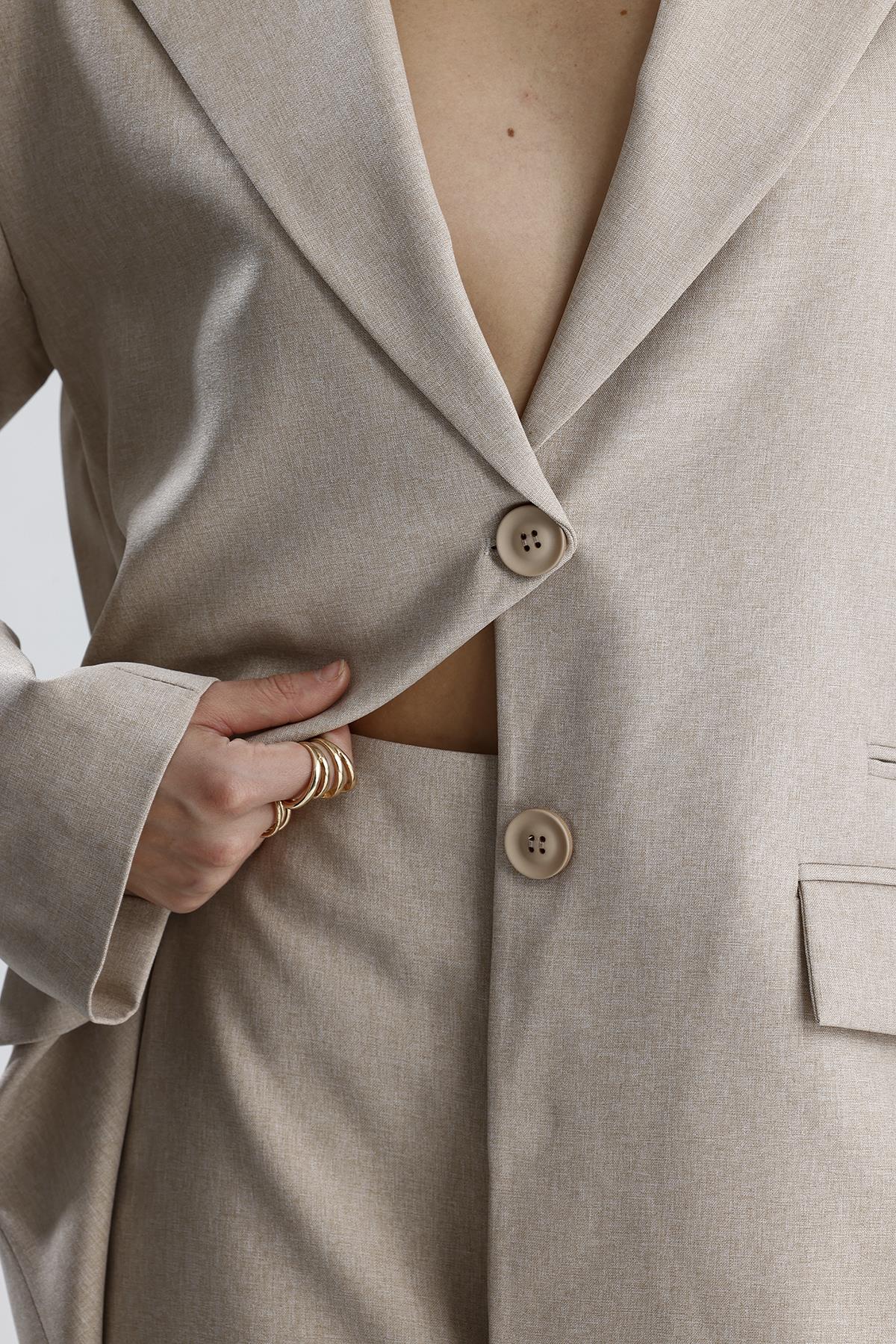 Üç Cepli Önü Düğmeli Oversize Blazer Ceket - Bej