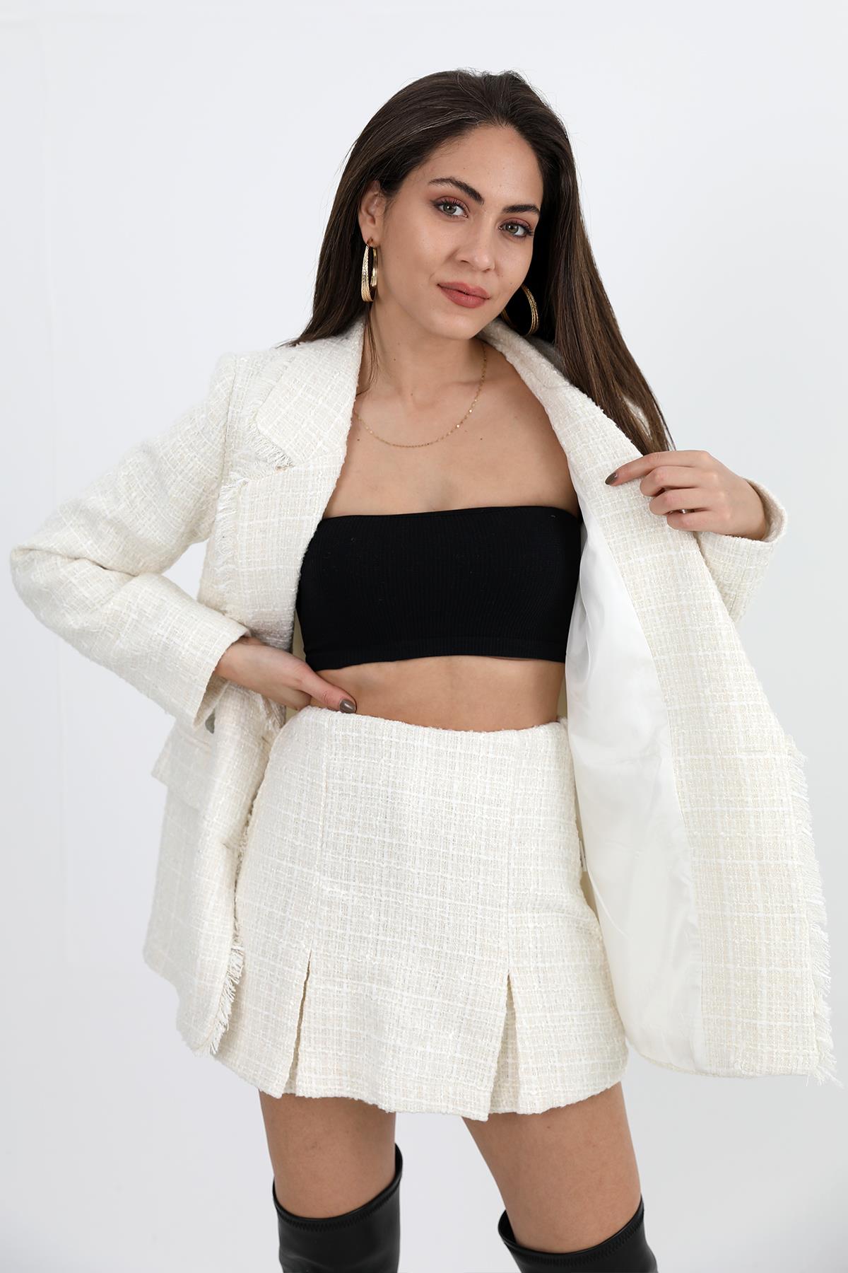 Yakası Püsküllü Düğmeli Tüvit Blazer Ceket - Ekru