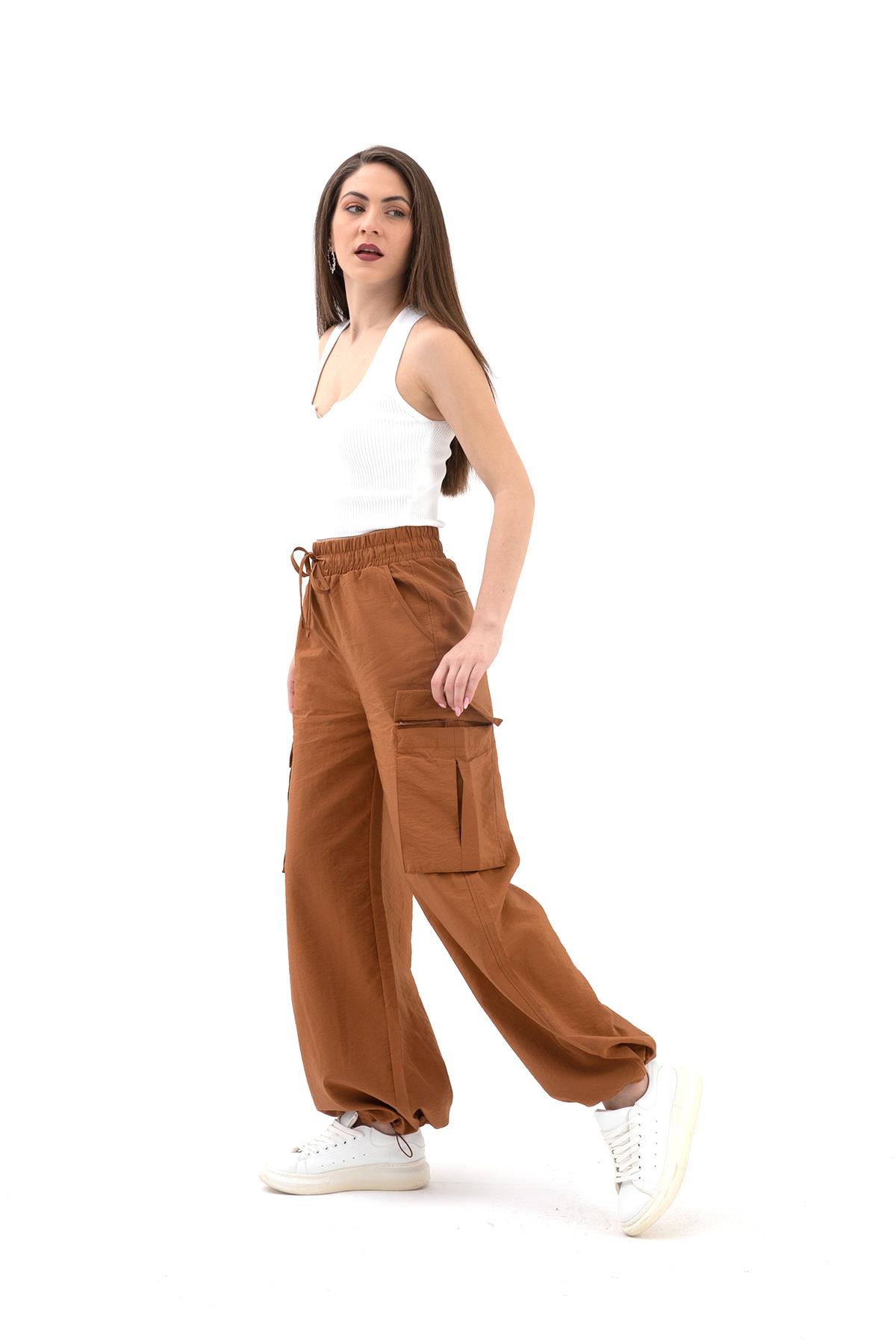 Yüksek Bel Beli ve Paçası Lastikli Paraşüt Kumaş Pantolon - Camel