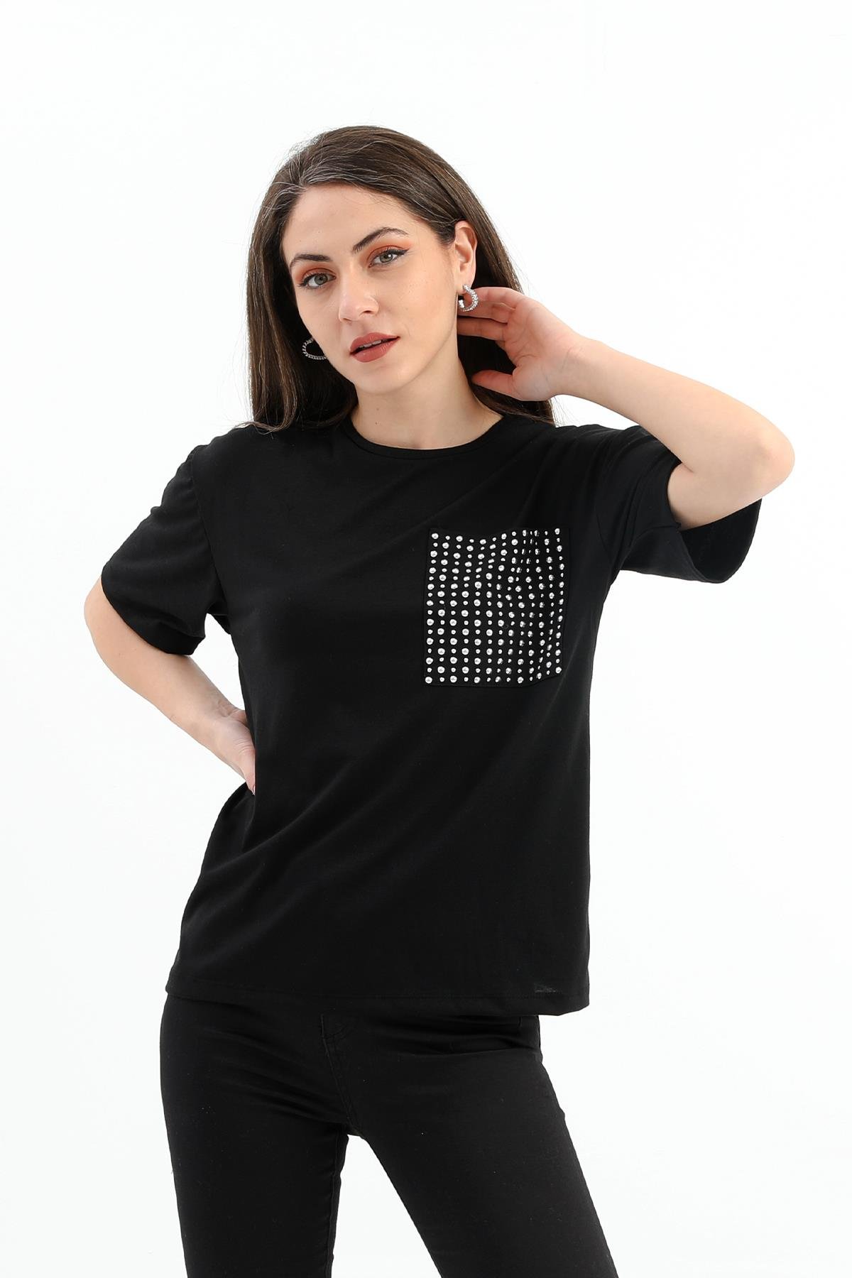 Zımba Detaylı Cepli T- shirt - Siyah