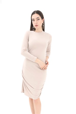 Bisiklet Yaka Yanı Büzgülü Elbise - Bej