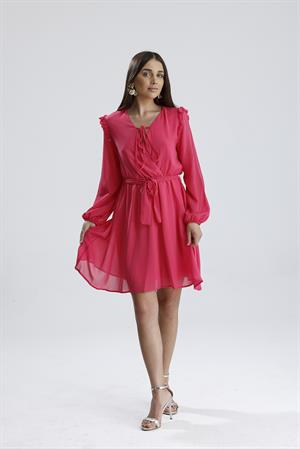 Kruvaze Yaka Omuzları Fırfırlı Beli Kuşaklı Kadın Elbise - Fuşya