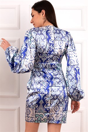 Önü Britli Kare Baskılı Saten Kadın Elbise - Mavi