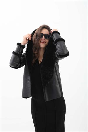 Pis Dikişli İçi Peluş Kısa Deri Kaban - Siyah