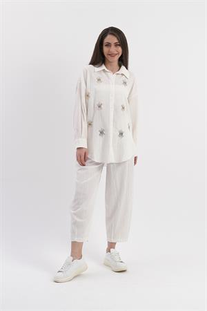 Yanı Yırtmaçlı Krinkıl Kumaş Göz Nakışlı Keten Gömlek - Ekru