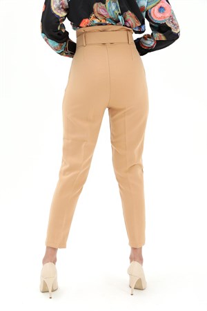 Yüksek Bel Atlas Kumaş Kemerli Pantolon - Camel