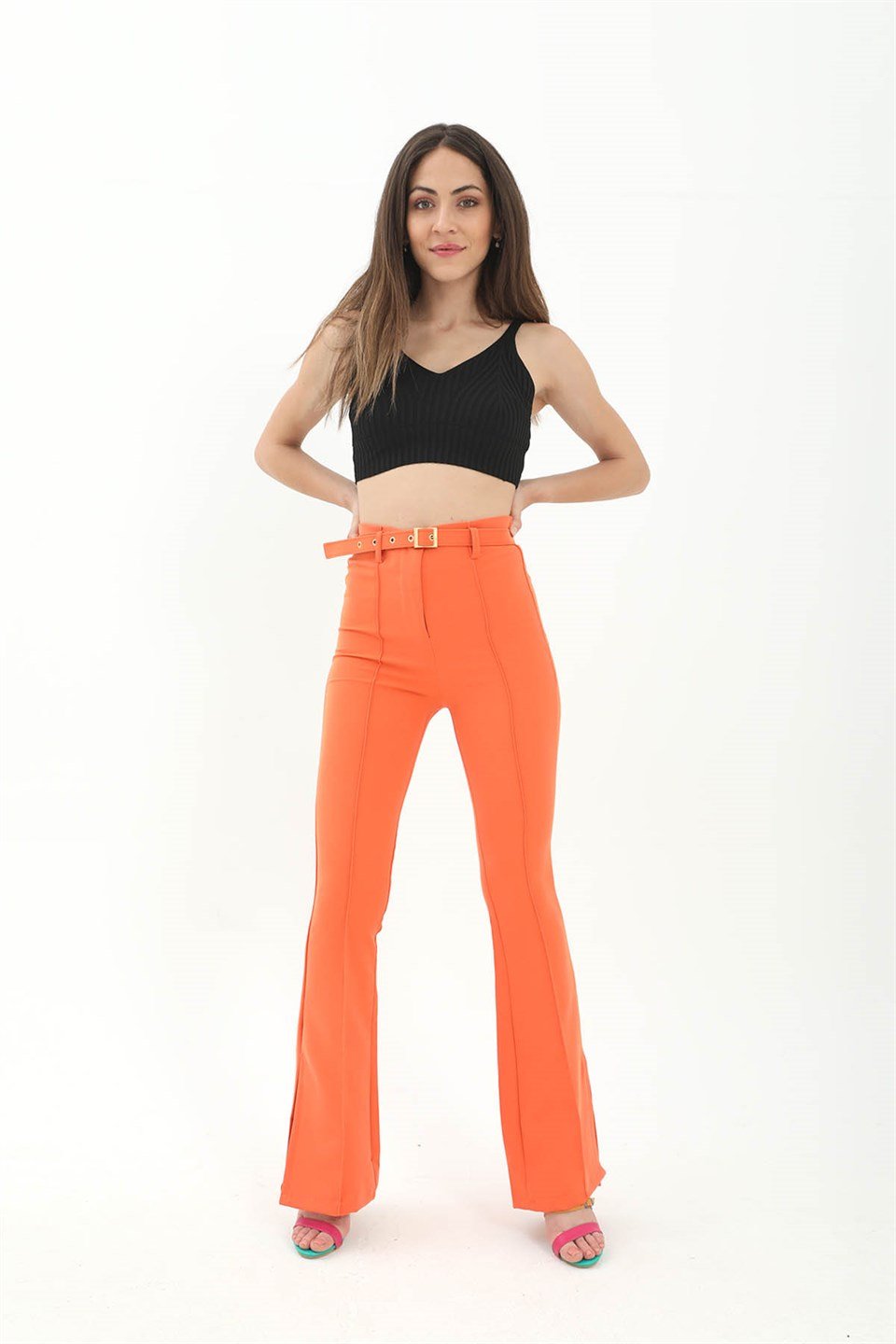Kemerli Yanı Yırtmaçlı İspanyol Paça Atlas Kumaş Pantolon - Turuncu