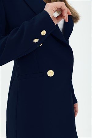 Omuzları Vatkalı Önü Çıtçıtlı Atlas Kumaş Kadın Blazer Ceket - Lacivert