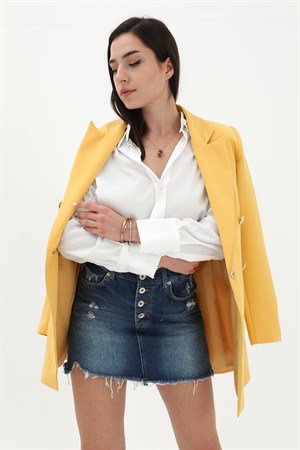 Omuzları Vatkalı Önü Çıtçıtlı Atlas Kumaş Kadın Blazer Ceket - Sarı