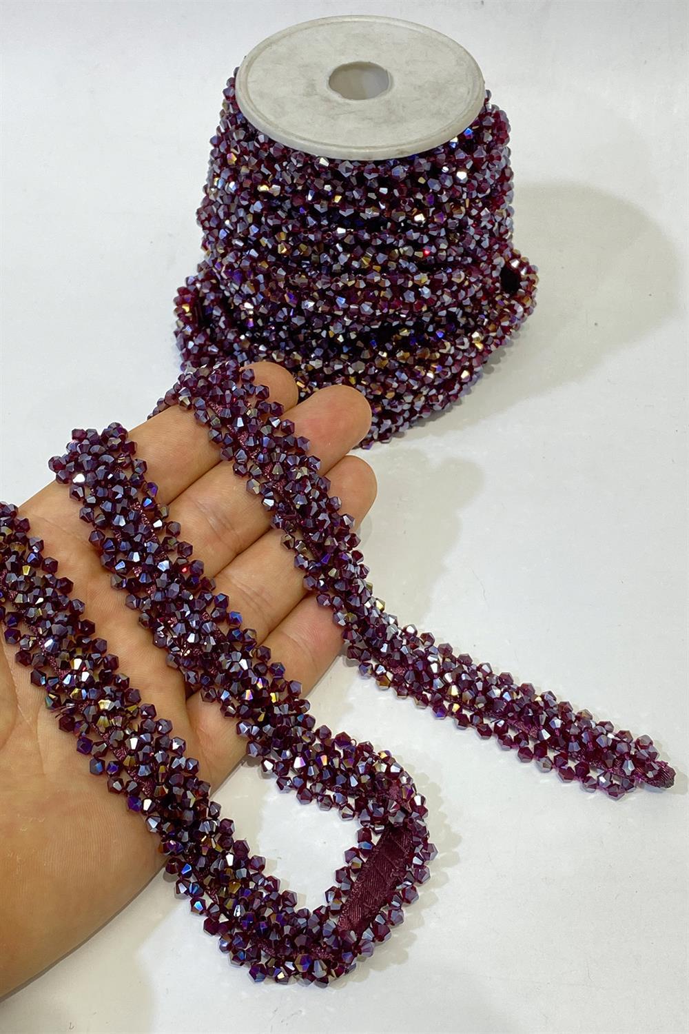 Bordo Kristal Boncuk İşlemeli Şerit