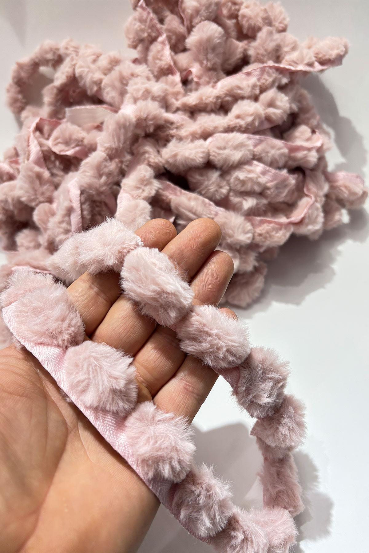 Pudra Peluş Şerit Ponpon,Tavşan Kuyruğu Ponpon,Peluş Ponpon 1 mt