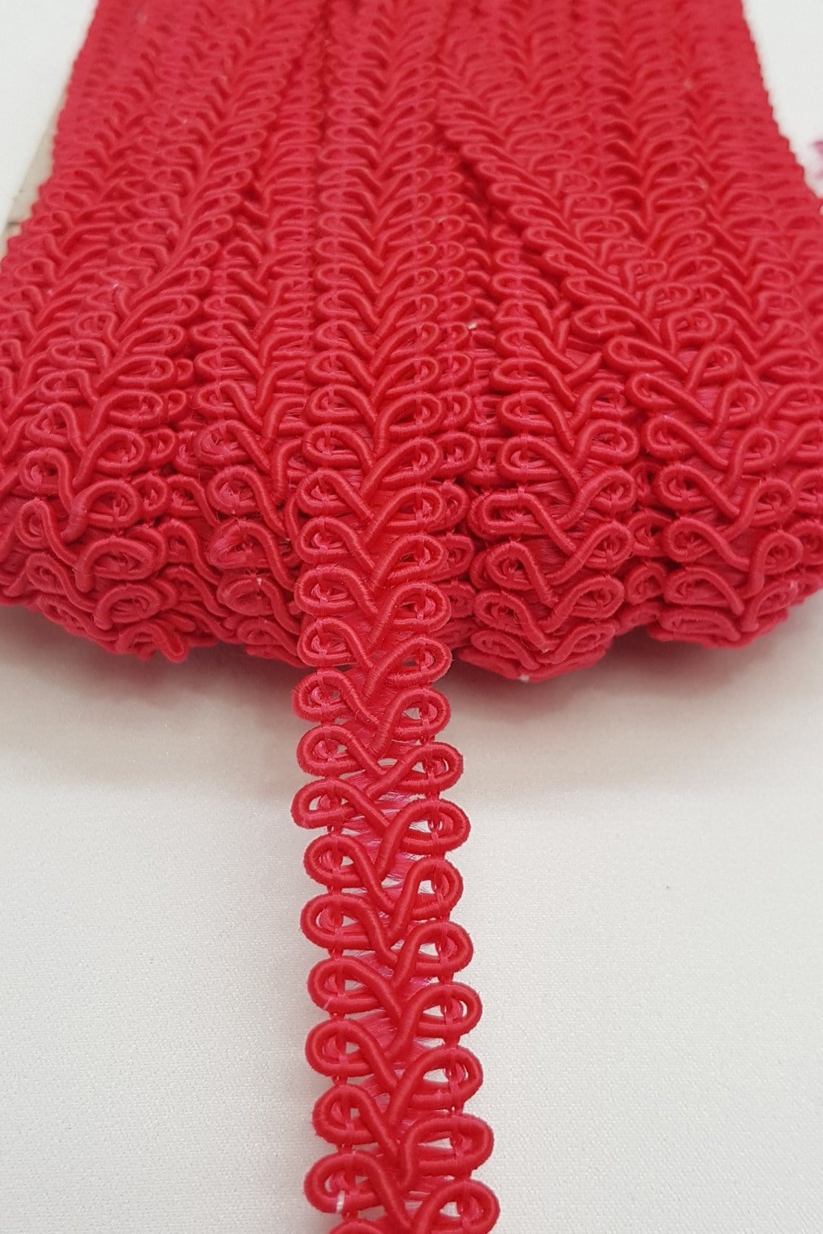 Kırmızı Renk Dekoratif Su Taşı 1,50 cm
