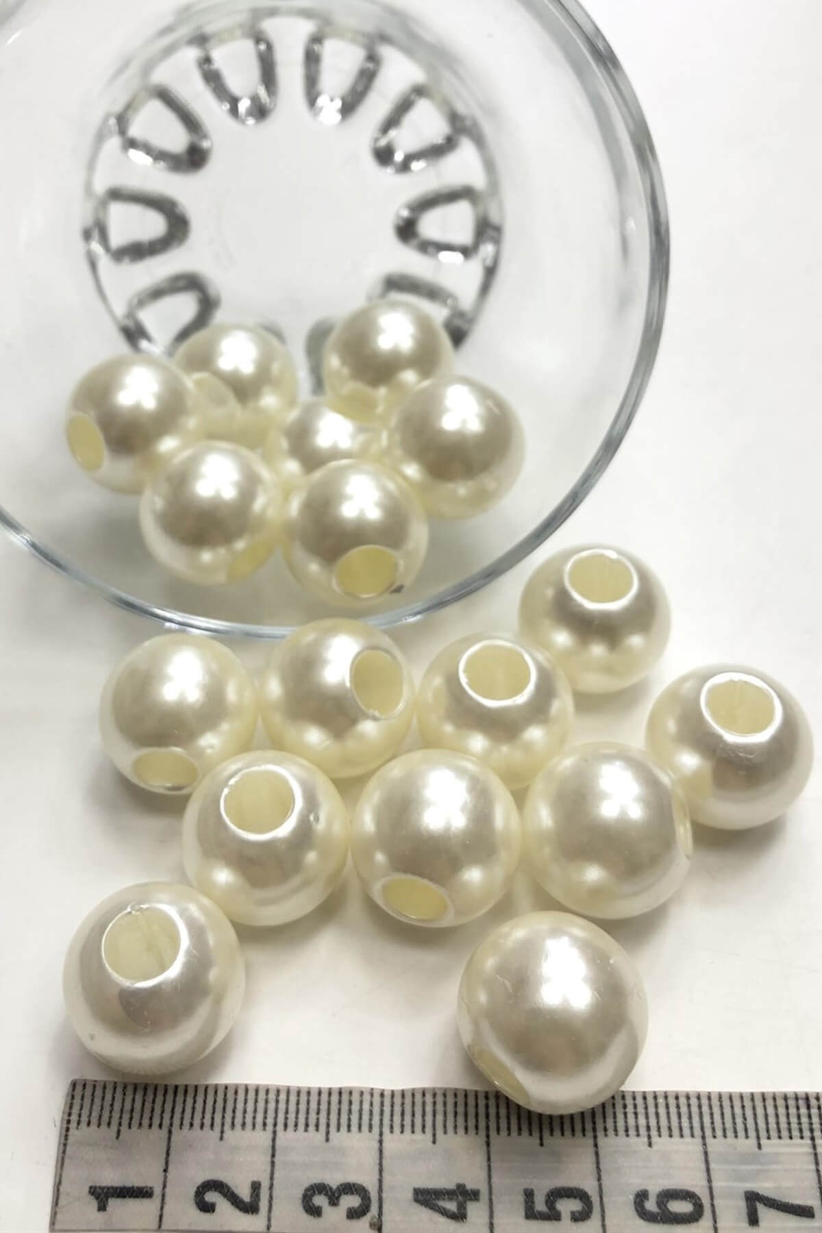 Krem İri Delikli İnci Boncuk 14 mm