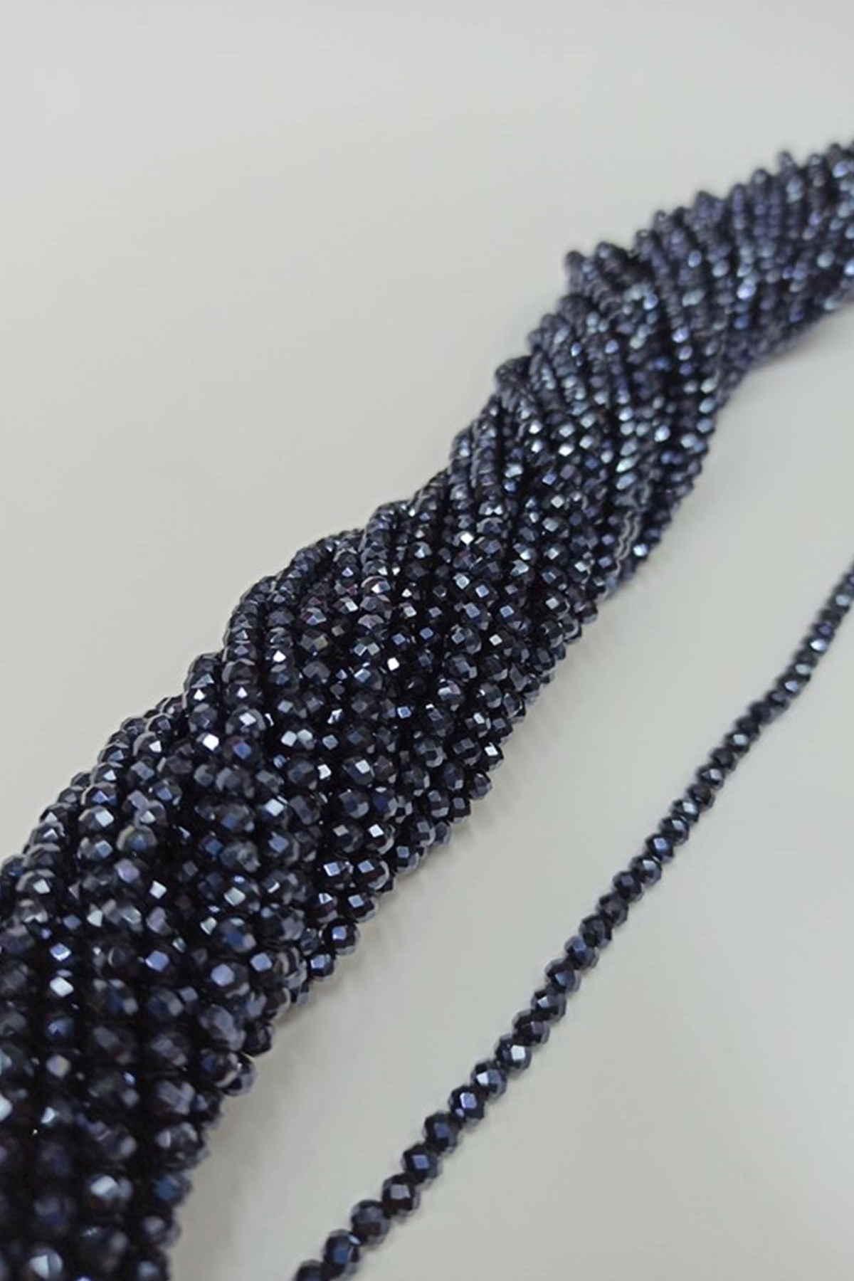 Lacivert Renk Kristal Boncuk 4 mm