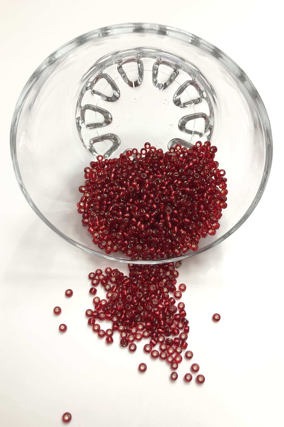 Parlak Kırmızı Kum Boncuk Orta Boy 3 mm 50 gr