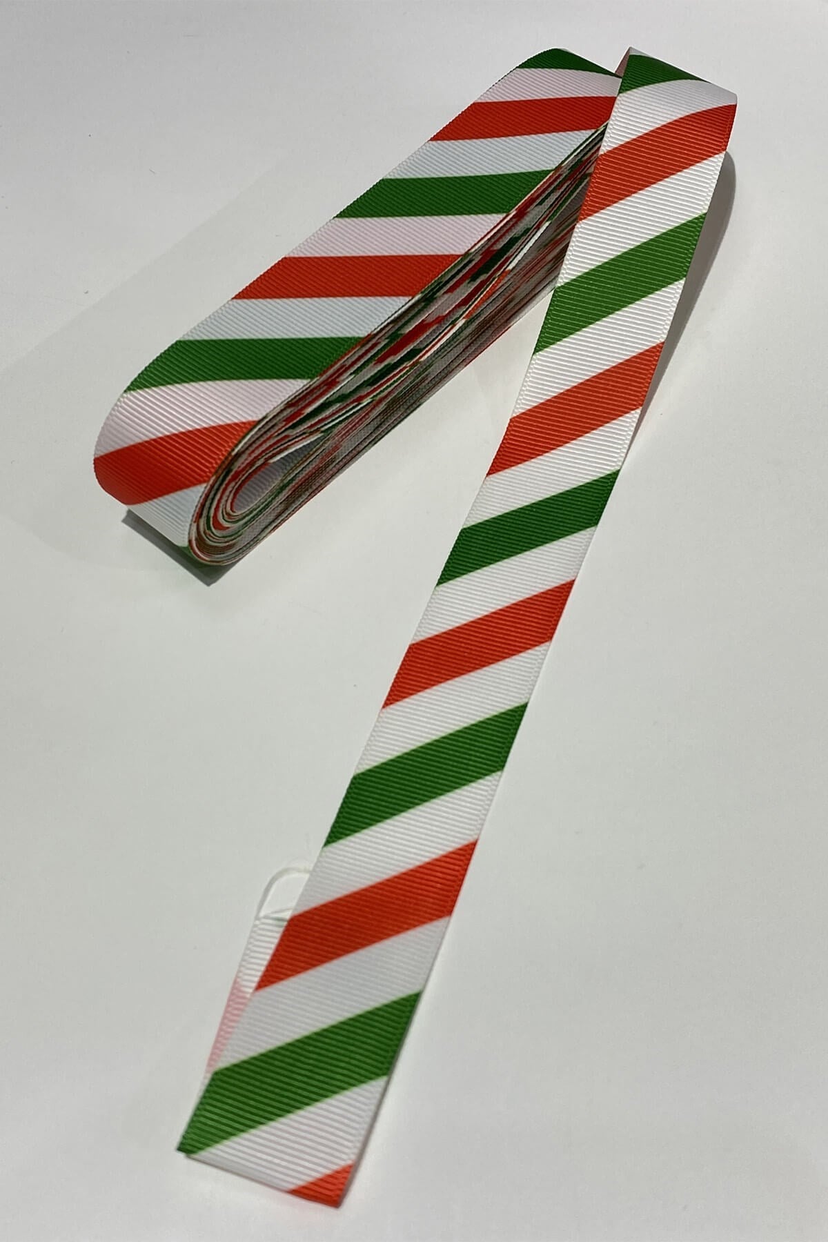 Renkli Çizgi Baskılı Yılbaşı Kurdelesi 10 mt 2.5 Cm