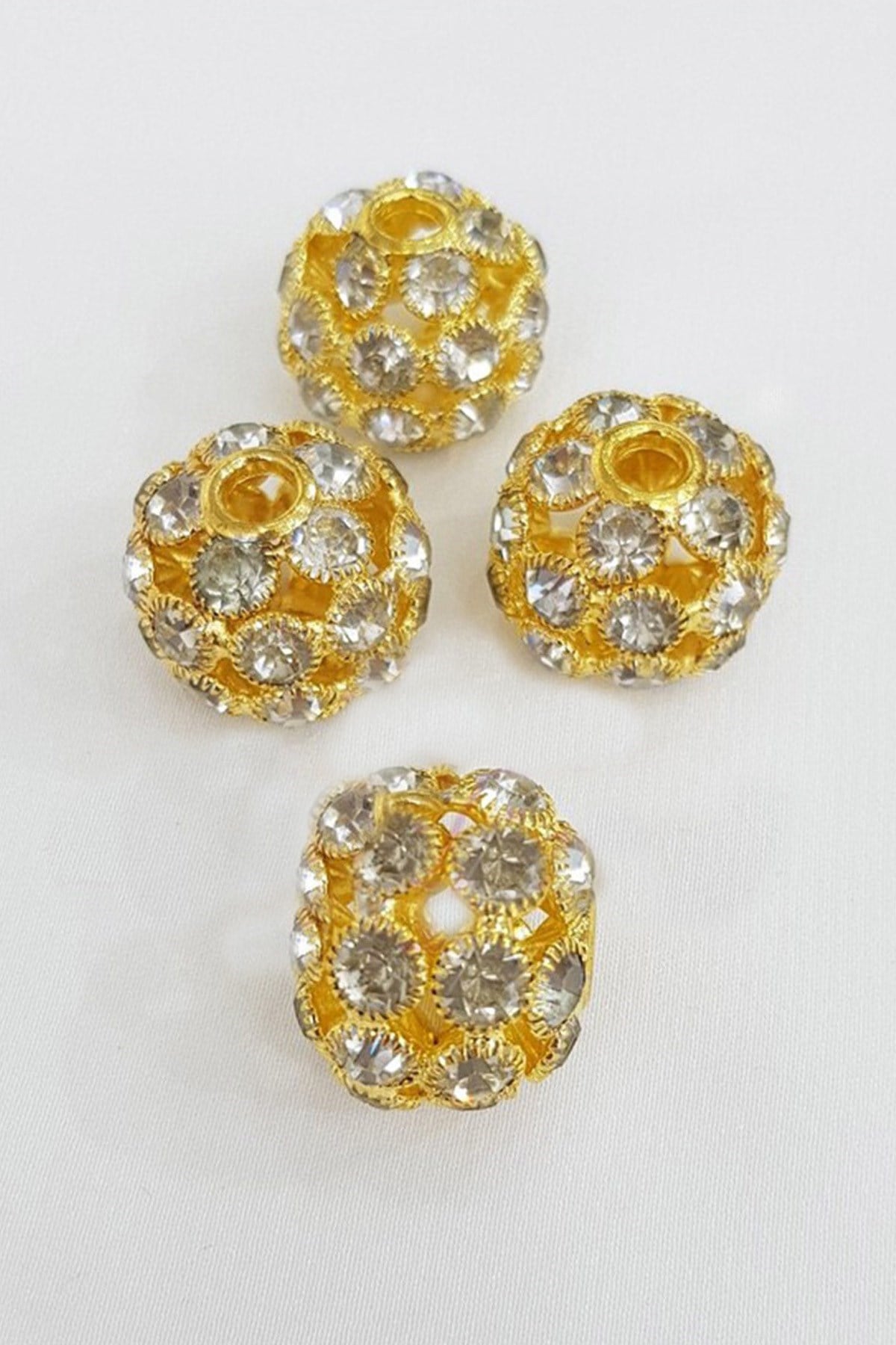 Sarı Taşlı Top 