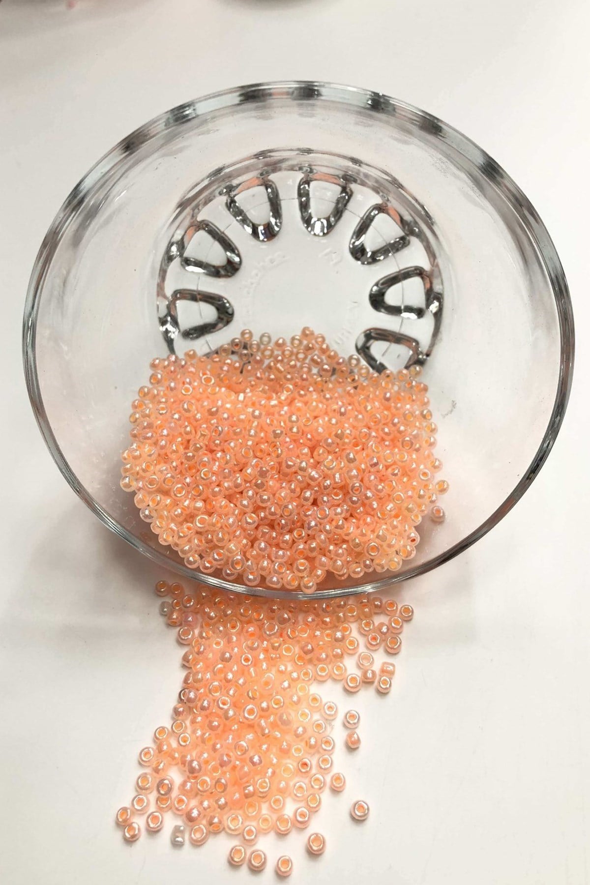Yavruağzı Kum Boncuk Orta Boy 3 mm 50 gr