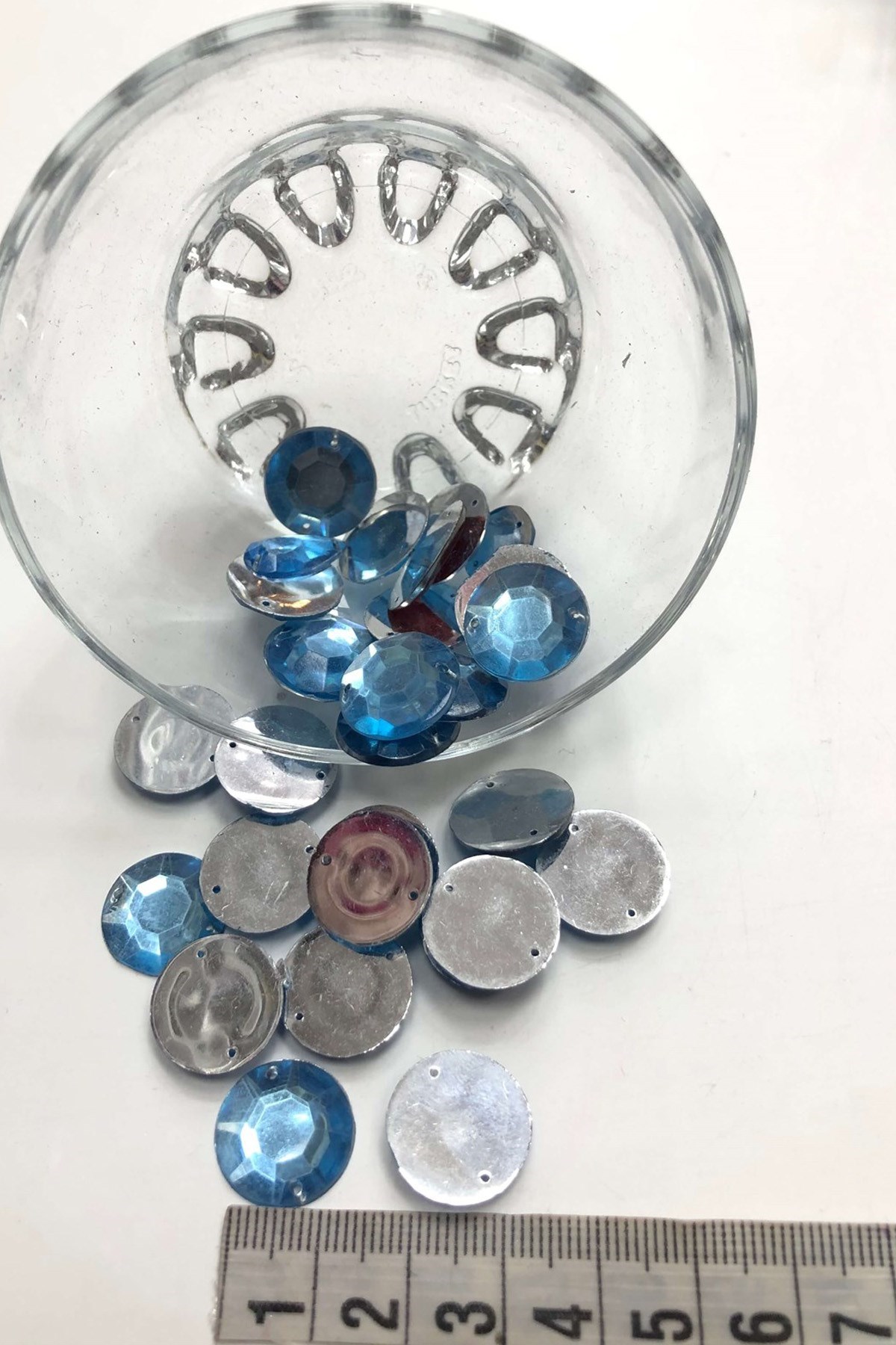 Yuvarlak Mavi Plastik Dikme Taş 20 gr