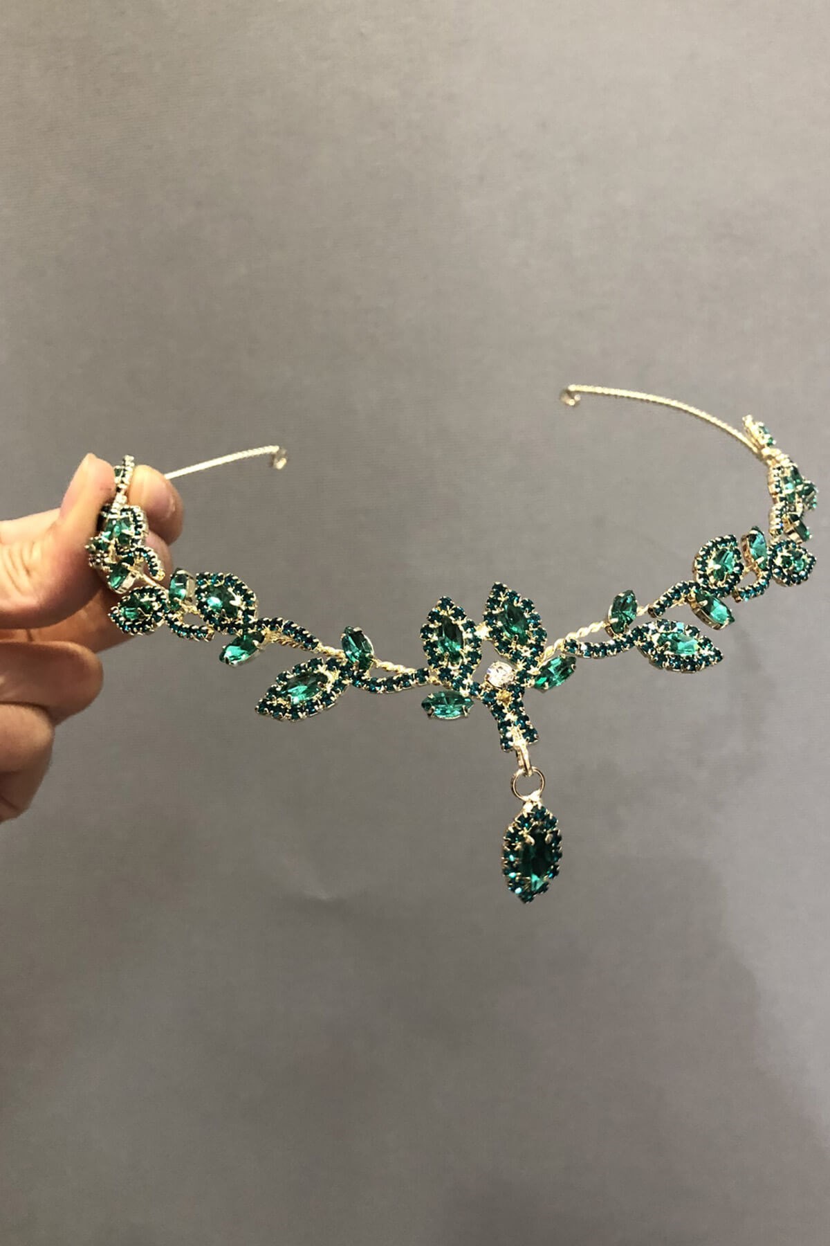 Alnas Model Yeşil Alınlık Saç Aksesuarı